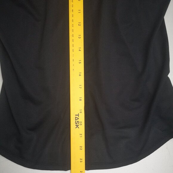 Under Armour Run Ladies Size XL Navy Black Brown & Pink Pattern Racer Back Top - Picture 8 of 8